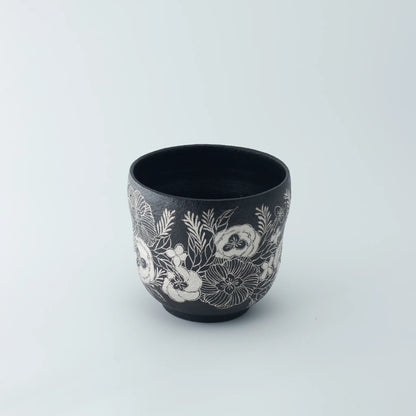 Kilnora Aokawa Chihiro Camellia porcelain cup with silver inlay camellia motif