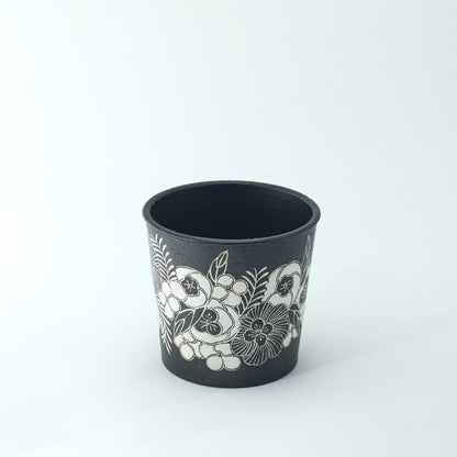 Kilnora Aokawa Chihiro Camellia porcelain cup with silver inlay camellia motif