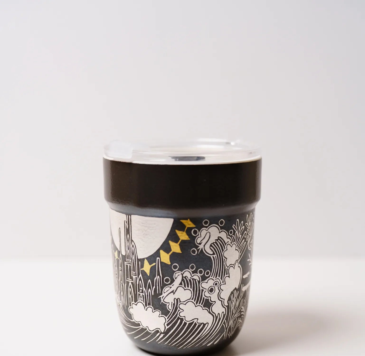 Kilnora Aokawa Chihiro Atlantis Wave porcelain cup featuring silver wave patterns