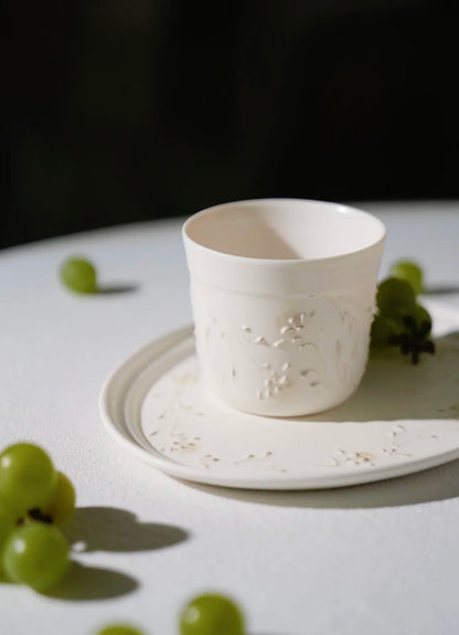 Kilnora Sōng Dandelion Series matte Chyongku ceramic cup with hand-drawn slip lines and mineral dusting