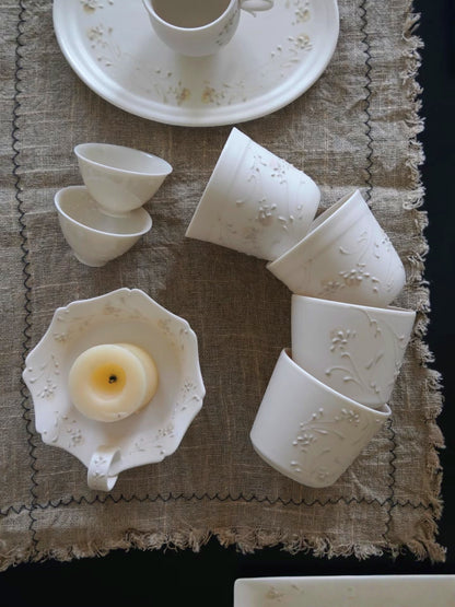 Kilnora Sōng Dandelion Series matte Chyongku ceramic cup with hand-drawn slip lines and mineral dusting