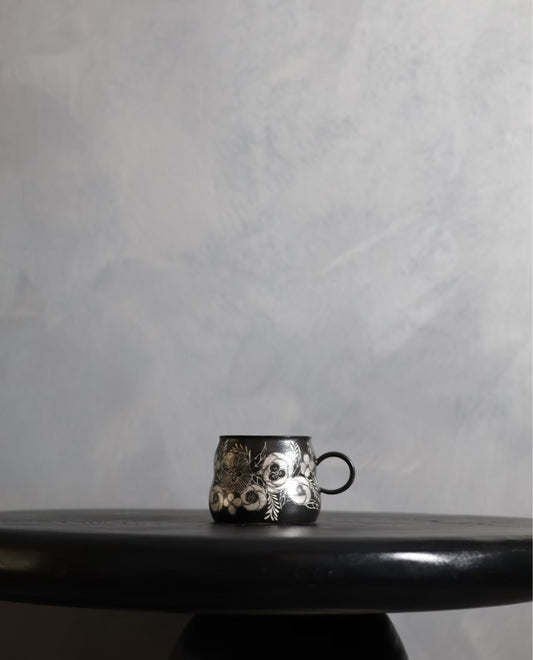 Kilnora Aokawa Chihiro Camellia porcelain cup with silver inlay camellia motif