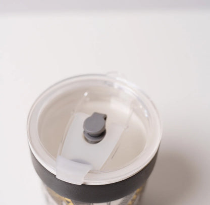 Kilnora Aokawa Chihiro Atlantis Wave porcelain cup featuring silver wave patterns