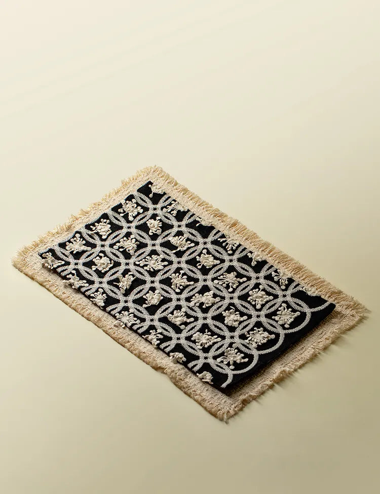 Japanese-Inspired 3D Embroidered Sea Anemone Ramie Tassel Tea & Cup Mat (Heat-Resistant Table Mat)